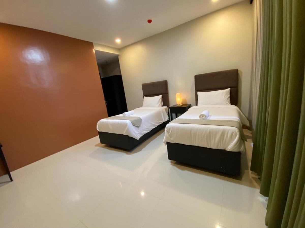 Отель Eight Breeze Baclayon Экстерьер фото